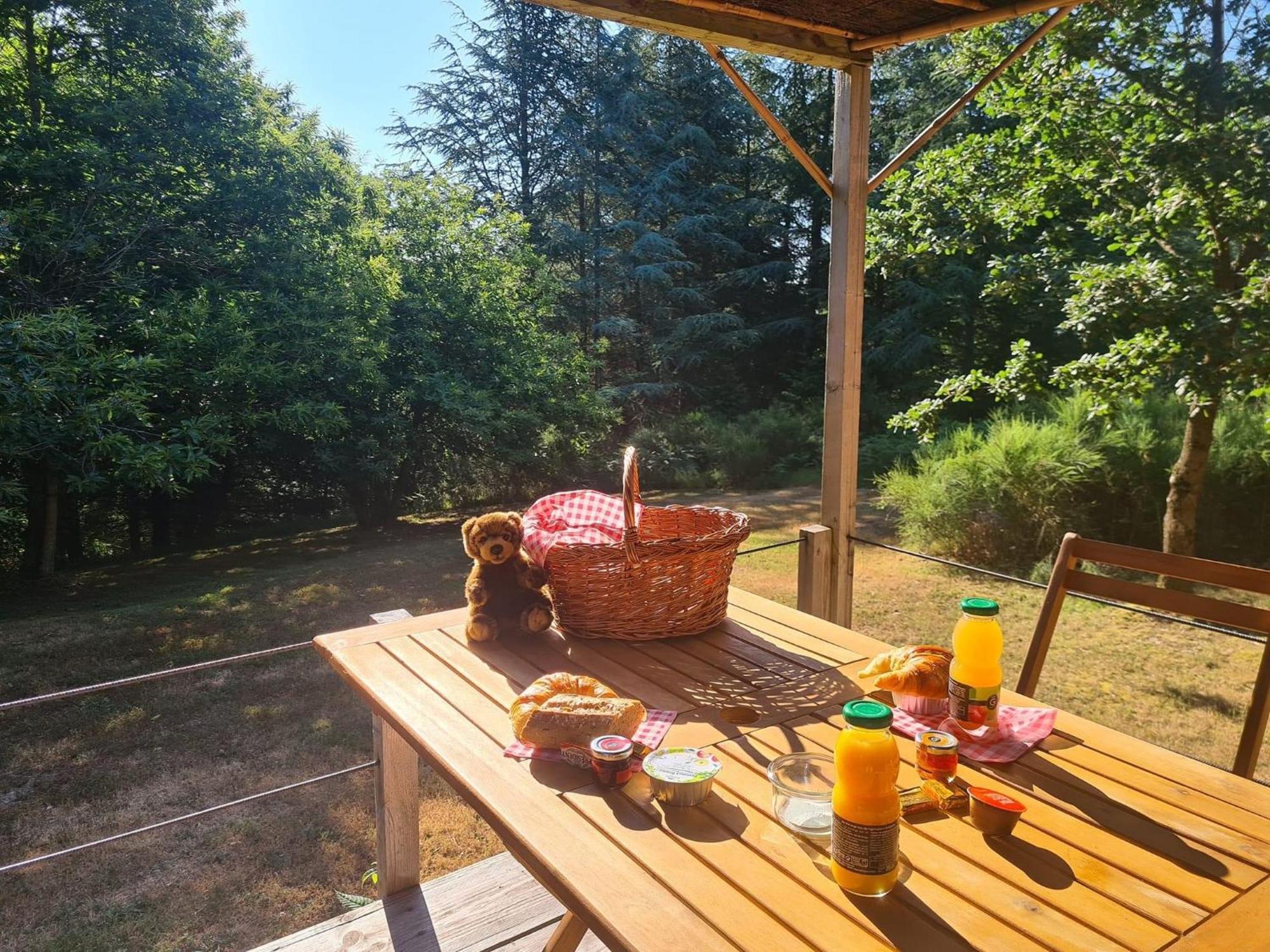 Domaine De La Vitarelle Glamping Villaniere Екстер'єр фото